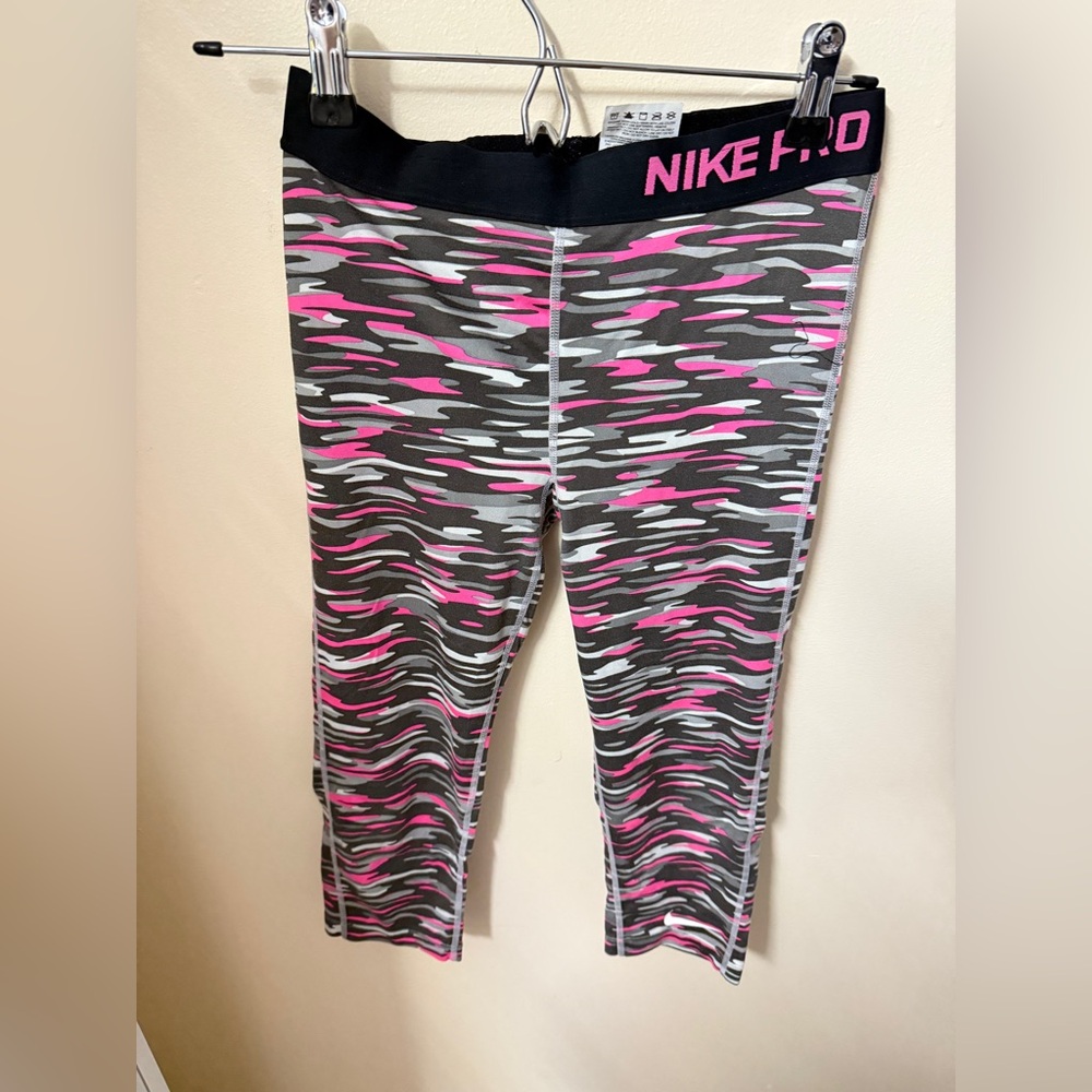 Girls Nike Leggings